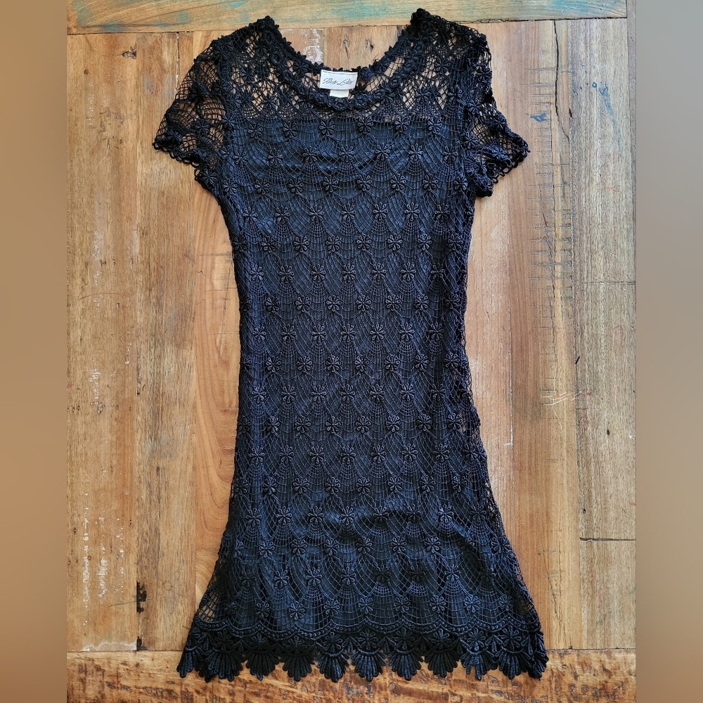 Vintage Womens Small Black Lace Crochet Floral Short Sleeve Mini Dress Boho B3